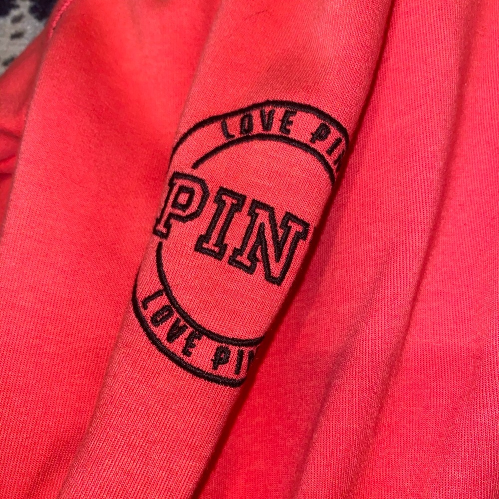VS HOT electric pink hot pink jacket - Picture 3 of 6